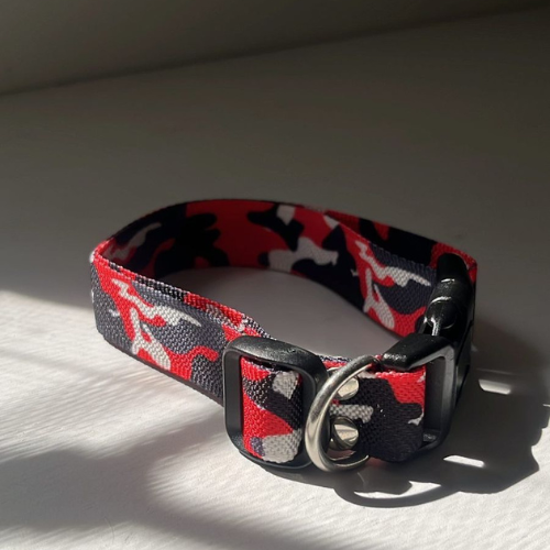 Collar Moteado Rojo